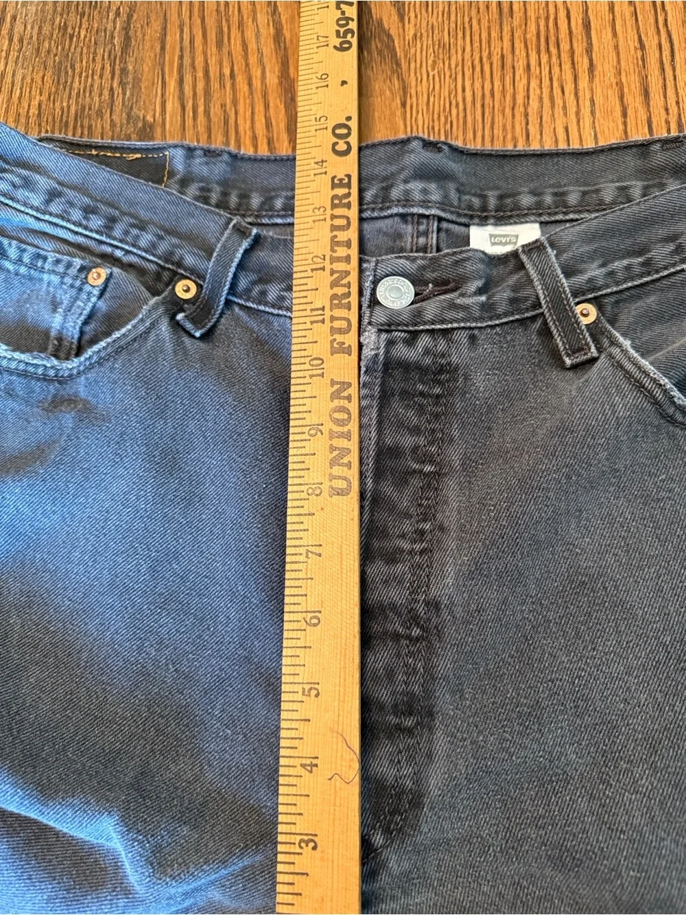 Levi’s black faded 501 Men’s W38 Jeans Cropped Raw Hem Straight Leg